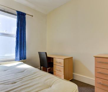 6 bedroom house to rent - Photo 5