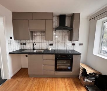 2 Bed Flat, Claremont Road, M6 - Photo 5