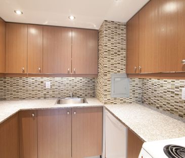 1975 Maisonneuve Blvd West - Photo 4