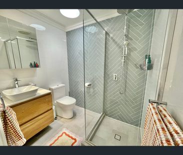 2/137 Roberts Road, Subiaco, WA 6008 - Photo 4