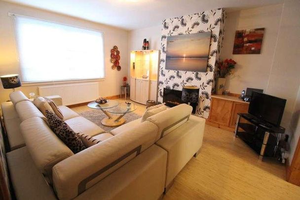 Auchinyell Gardens, Garthdee, AB10 - Photo 1