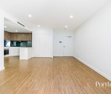 Contemporary Ground Floor Apartment Living in Prime North Kellyvill... - Photo 4