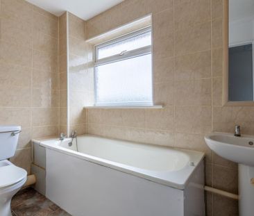 3 bedroom terraced house to rent - Photo 4