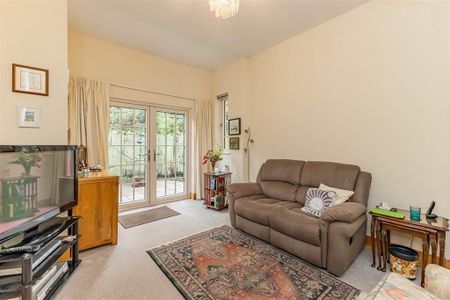 94 Ballantine Gardens, Lisburn, BT27 5FJ - Photo 5