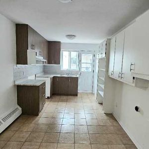 Lumineux, Vue sur le Golf, Tranquil & Chauffé 4 1/2 - Photo 2