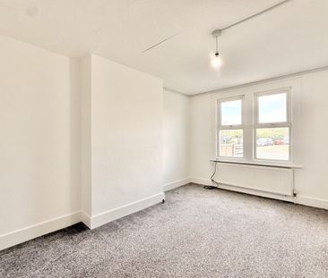 2 bed House Rectory Road, SS5 - Photo 4