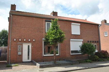 Julianalaan 9, Posterholt, 6061AT - Foto 4