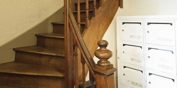 À CHARLEVILLE MEZIERES - Photo 3