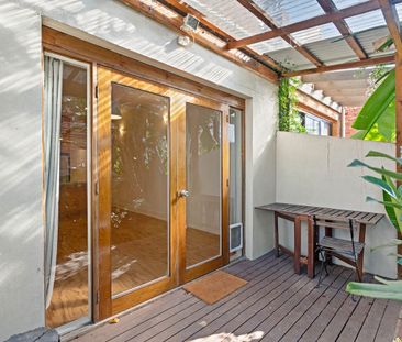 Distinguished Drummond - Photo 5