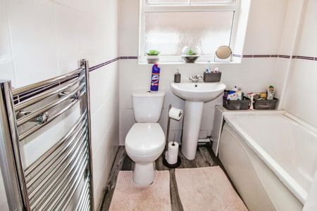 2 bedroom bungalow to rent - Photo 5