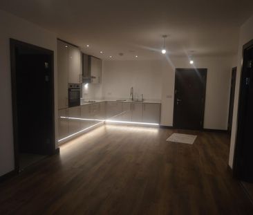 2 bedroom apartment to rent - Photo 6