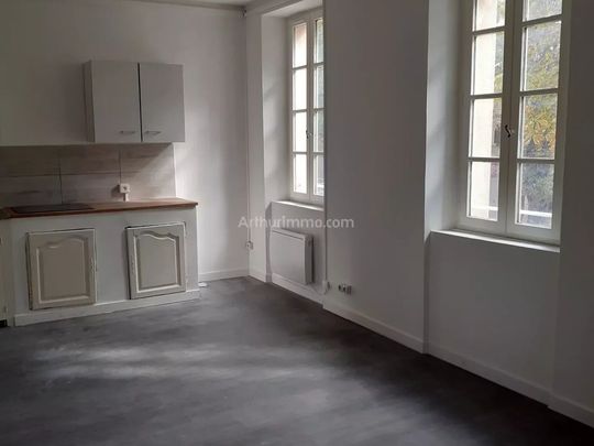 Location Appartement 1 pièces 35 m2 à Aups - Photo 1