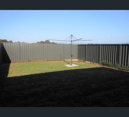 676a Shaw Street, Springdale Heights, NSW 2641 - Photo 5