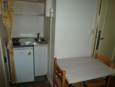 Location Appartement 1 pièce Meublé 18m² CHAMBERY 73000 - Photo 5