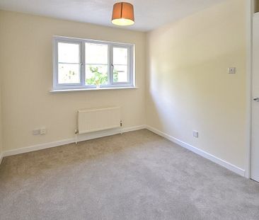 Normansfield, CM6, Great Dunmow - Photo 1