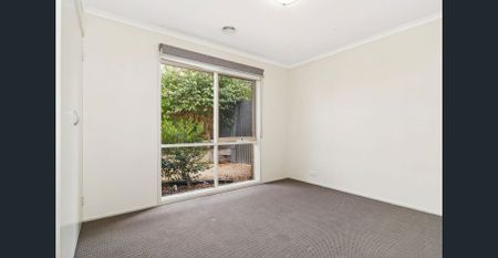 Spacious Family Living in Prime Langwarrin Location with Large Backyard - Photo 2
