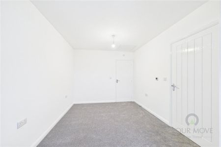 3 bedroom semi-detached house to rent - Photo 2