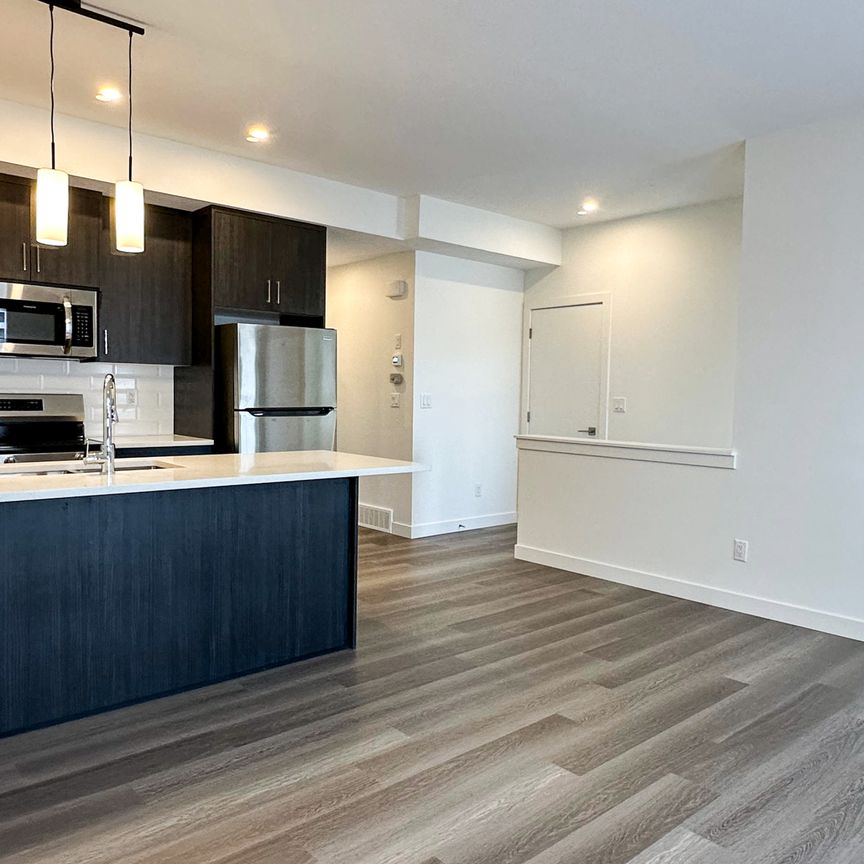 Brand New 2 Bedroom Townhouse In Springbank Hill. - Photo 1