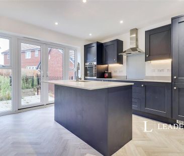 4 bedroom detached house to rent - Photo 6