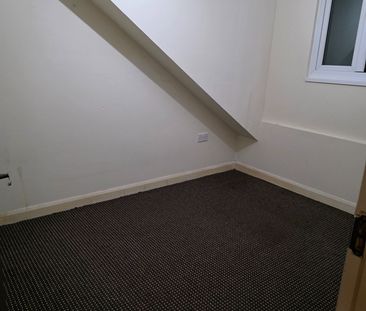 3 Bed Maisonette, Leicester, LE5 - Photo 3