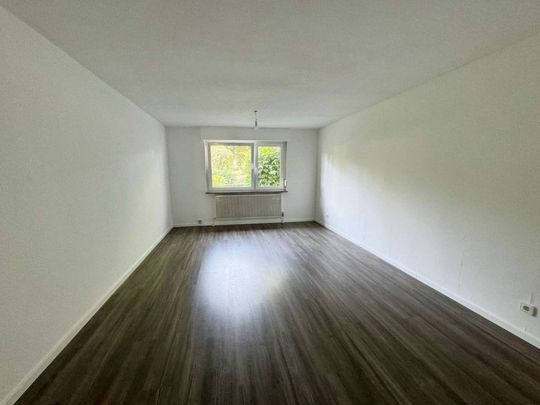 S-Freiberg: Moderne, Lichtdurchfluetet 3,5 Zimmer-Wohnung mit Terrasse - Photo 1