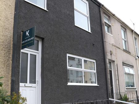 7 bedroom house of multiple occupation to rent - Photo 5