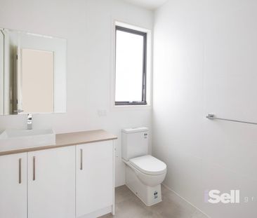 CONVENIENCE AT YOUR DOORSTEP - Photo 4