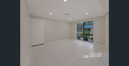 Spacious Four-Bedroom Home with Ducted AC & Dual Living Areas - Photo 3