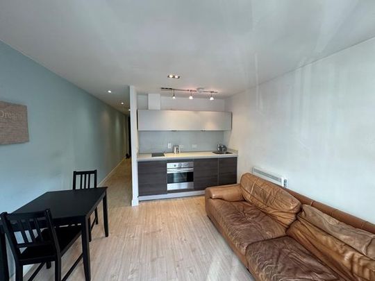 Studio to rent - Photo 1