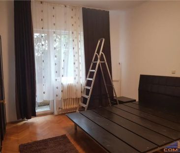 Inchiriez apartament 4 camere - Photo 1