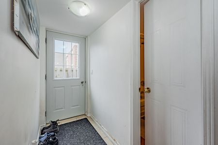 For Lease - 14 Southcreek Trail Unit# B, Guelph, Ontario - Photo 4