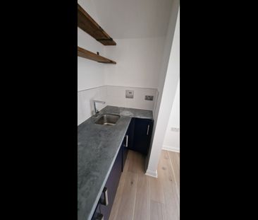 Studio Flat, Church Rd, SE19 - Photo 3