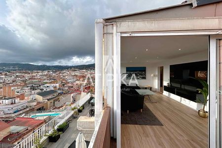 Ático en alquiler temporal con vistas panorámicas en calle Muntaner, Barcelona - Photo 2