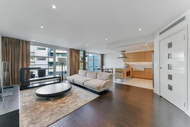 3 bedroom flat to rent - Photo 1