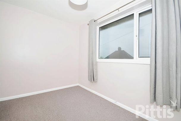 2 bedroom end of terrace house to rent - Photo 1