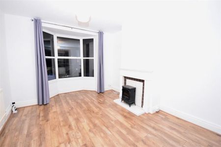 2 bedroom property to rent - Photo 2