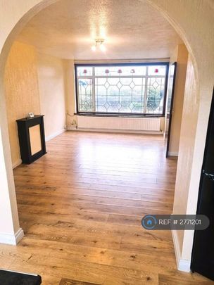 3 bedroom terraced house to rent - Photo 1