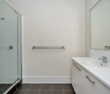 Beautiful home in fantastic location! - Photo 6