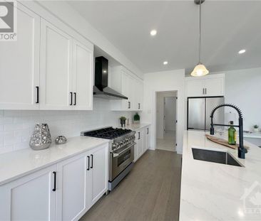 67 VICEROY MEWS - Photo 1