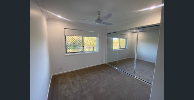 FOUR BEDROOM FAMILY HOME ON SOUTHSIDE - Photo 1