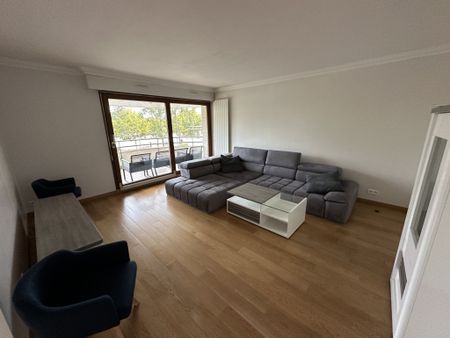 Location Appartement 4 pièces 102m² ENGHIEN LES BAINS 95880 - Photo 2