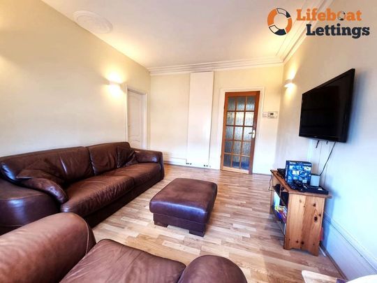 1 bedroom in a house share to rent - Photo 1