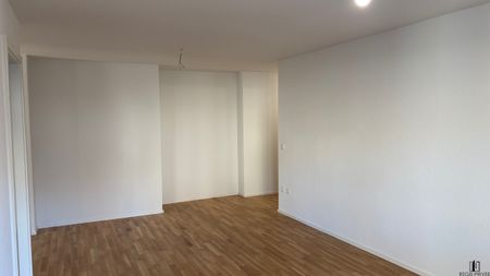 Appartement de 3.5 pièces rénové au 1er étage - Photo 5