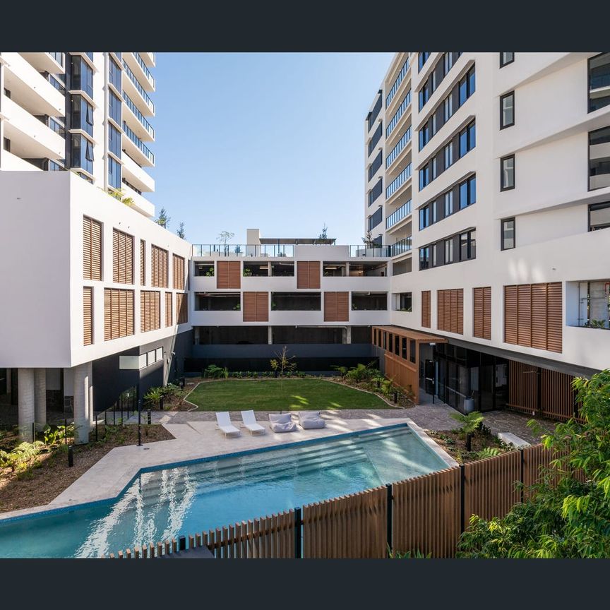 913/12 South Sea Islander Way, Maroochydore, Qld 4558 - Photo 1