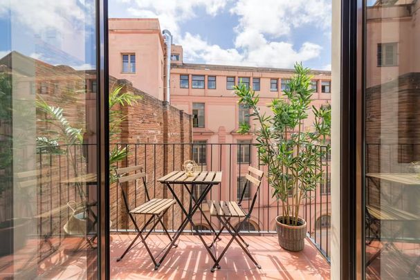 Carrer dels Salvador, Barcelona, Catalonia 08001 - Photo 1