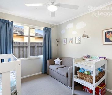 11 Grayling Street, Belmont - Photo 6