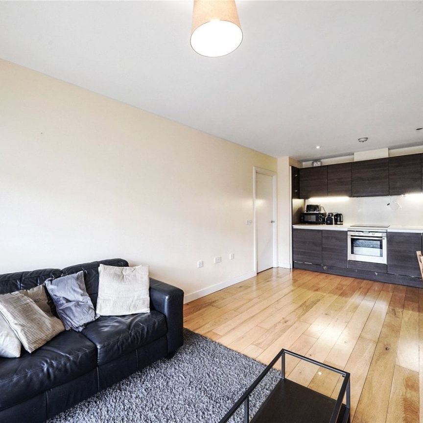 Crampton Street, London, SE17 - Photo 1