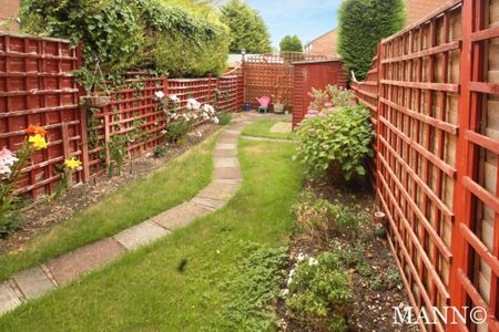 Greenacre Close, Swanley, BR8 - Photo 5