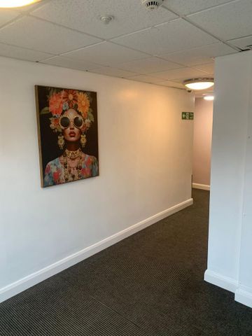 6 bedroom flat to rent - Photo 5