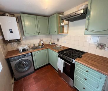 Eastbourne Gate, Taunton, Somerset - Photo 4